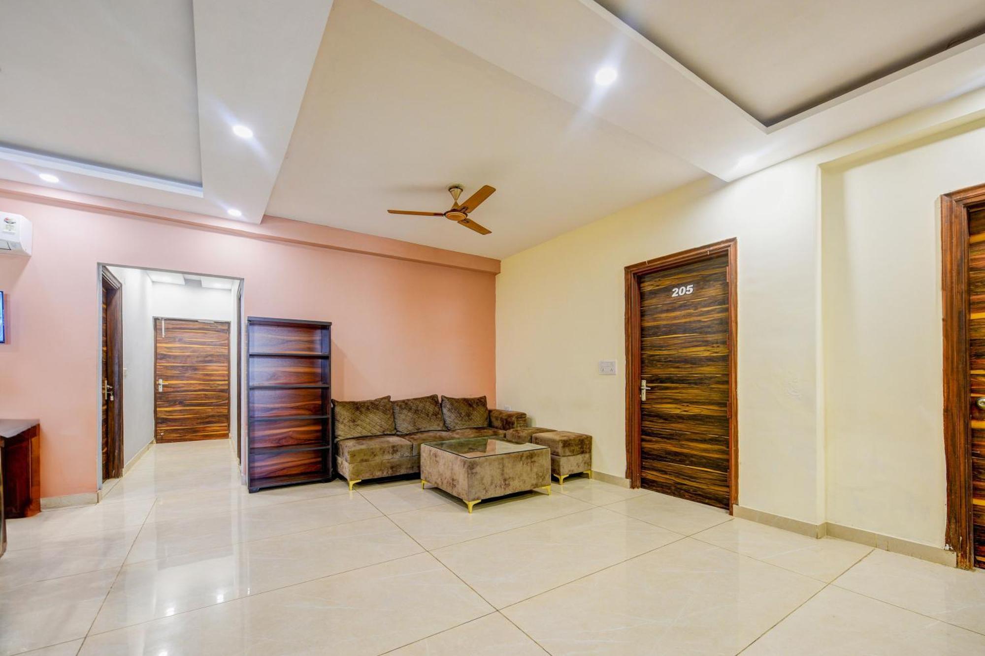 Hotel O Ridge Way Stays Faridabad Exterior foto