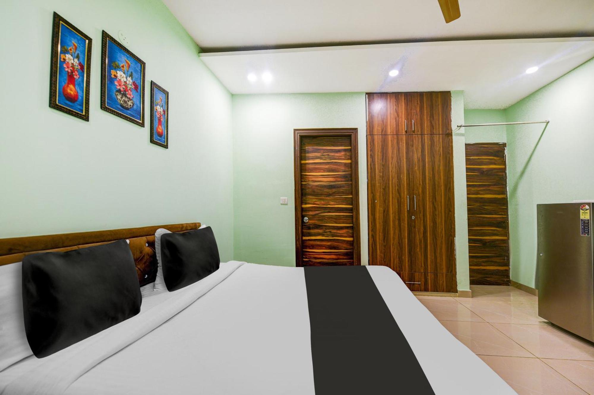 Hotel O Ridge Way Stays Faridabad Exterior foto